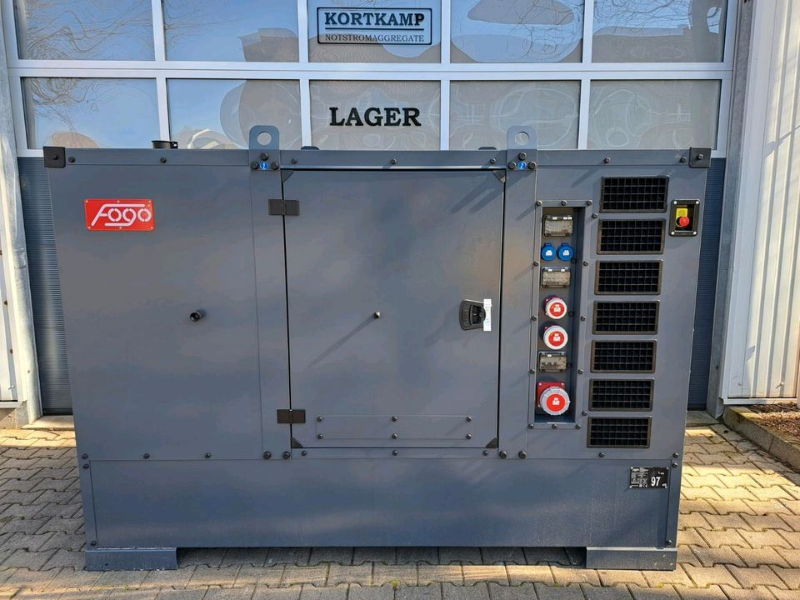 Iveco Stromaggregat 60 kVA + 800 ltr. Großtank Notstromaggregat